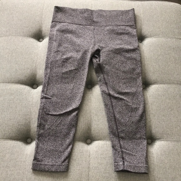 MPG Pants - MPG SPORT gently used Capri. Size Small. MPG Pants - MPG SPORT gently used Capri. Size Small.